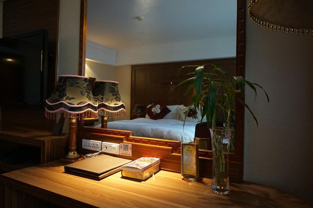 Bremen Holiday Hotel Harbin Bagian luar foto