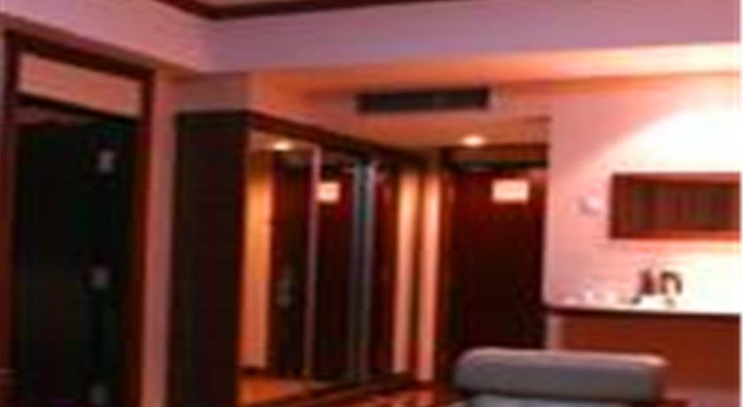 Bremen Holiday Hotel Harbin Bagian luar foto
