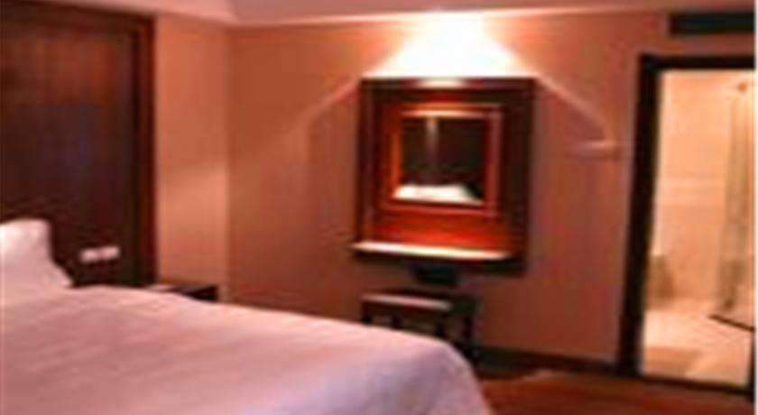 Bremen Holiday Hotel Harbin Bagian luar foto