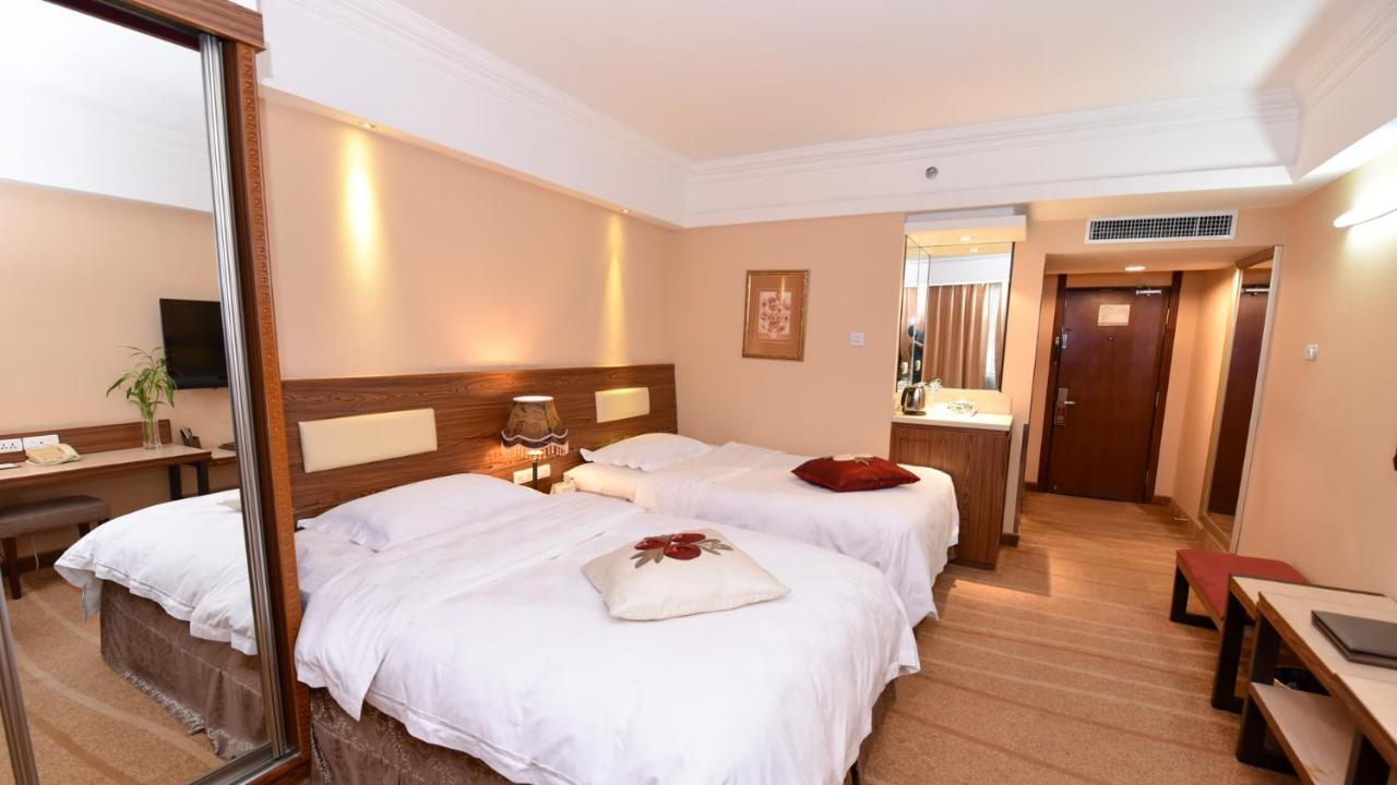 Bremen Holiday Hotel Harbin Bagian luar foto